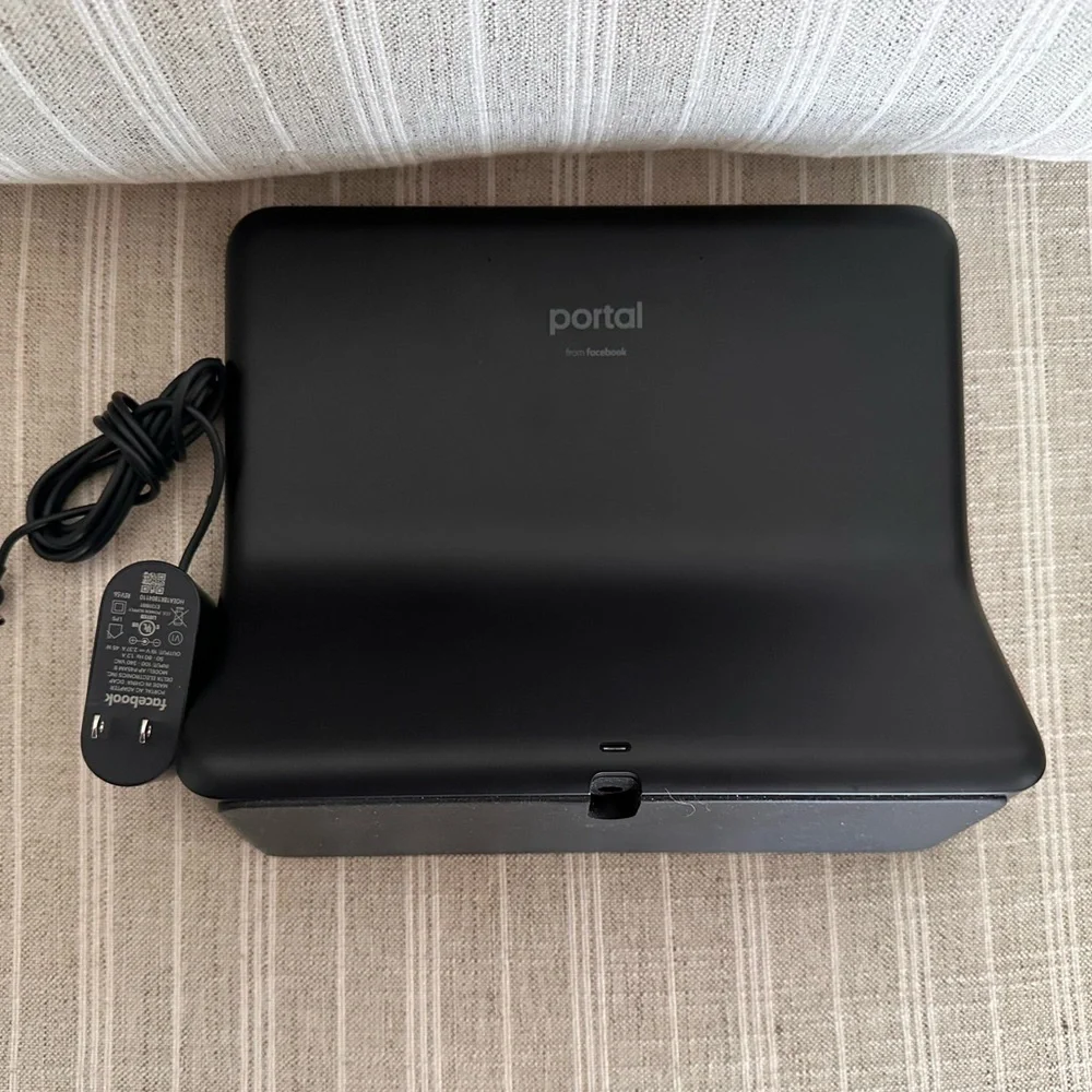 Meta Facebook Portal